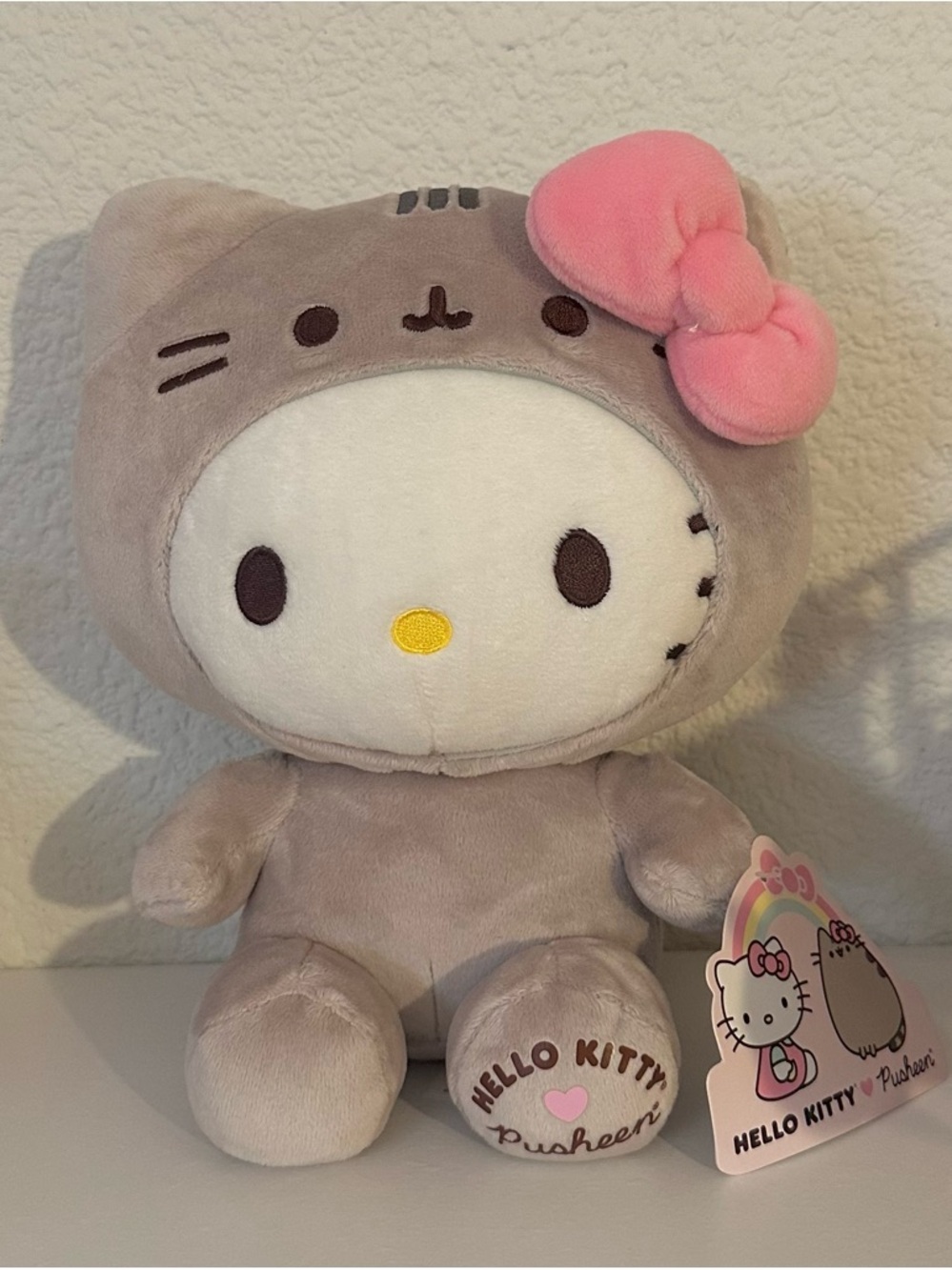 Pusheen x Hello Kitty Plush in Gray with Pink Bow kawaii